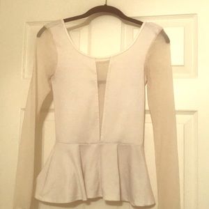 HOLIDAY PARTY White peplum plunge top
